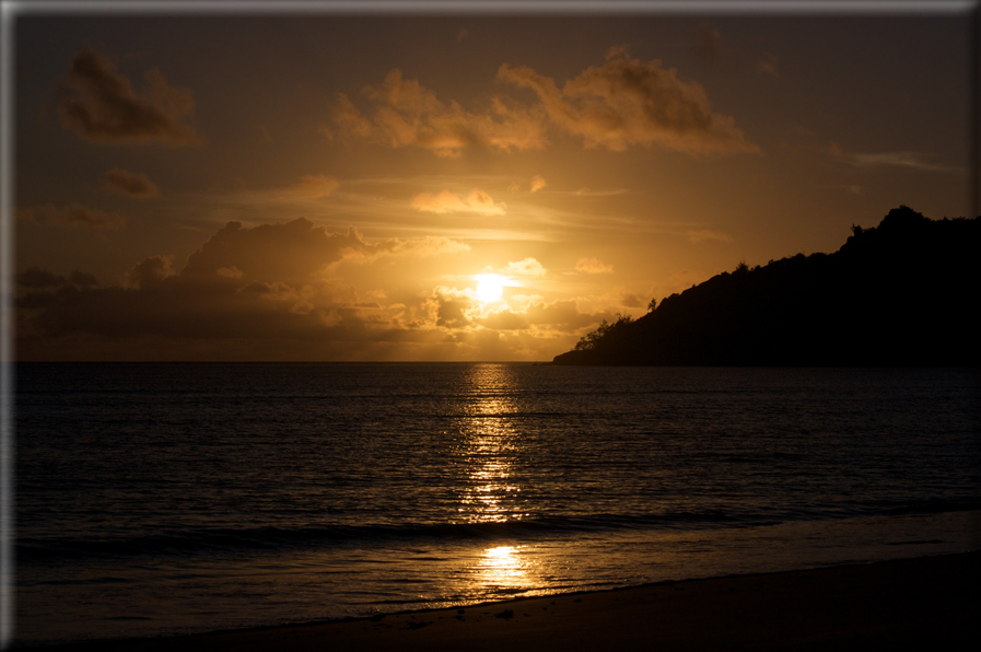 foto Alba e Tramonto alle Isole Seychelles